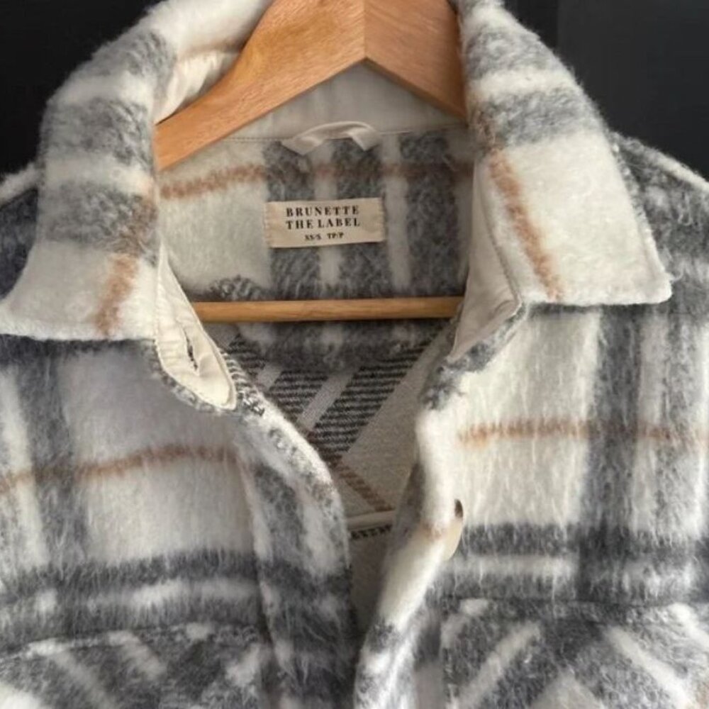 Brunette The Label Plaid Ovesized Shacket - Picture 3 of 6